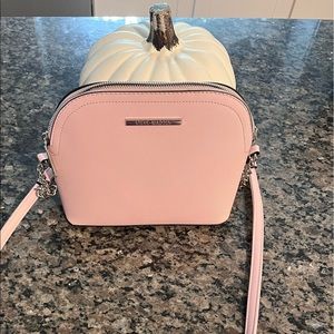 Steve Madden Bmarilyn pink crossbody